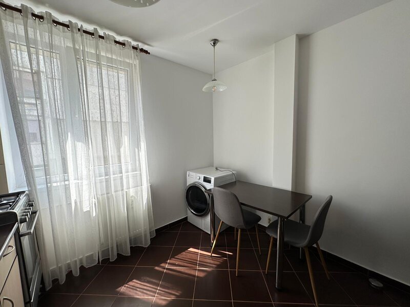 Drumul Taberei - vis a vis de parcul Moghioros